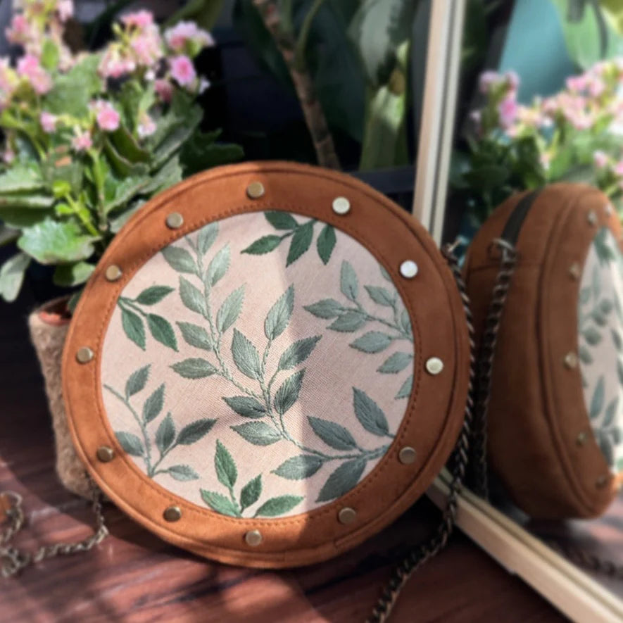 Leafy Tan Round Sling