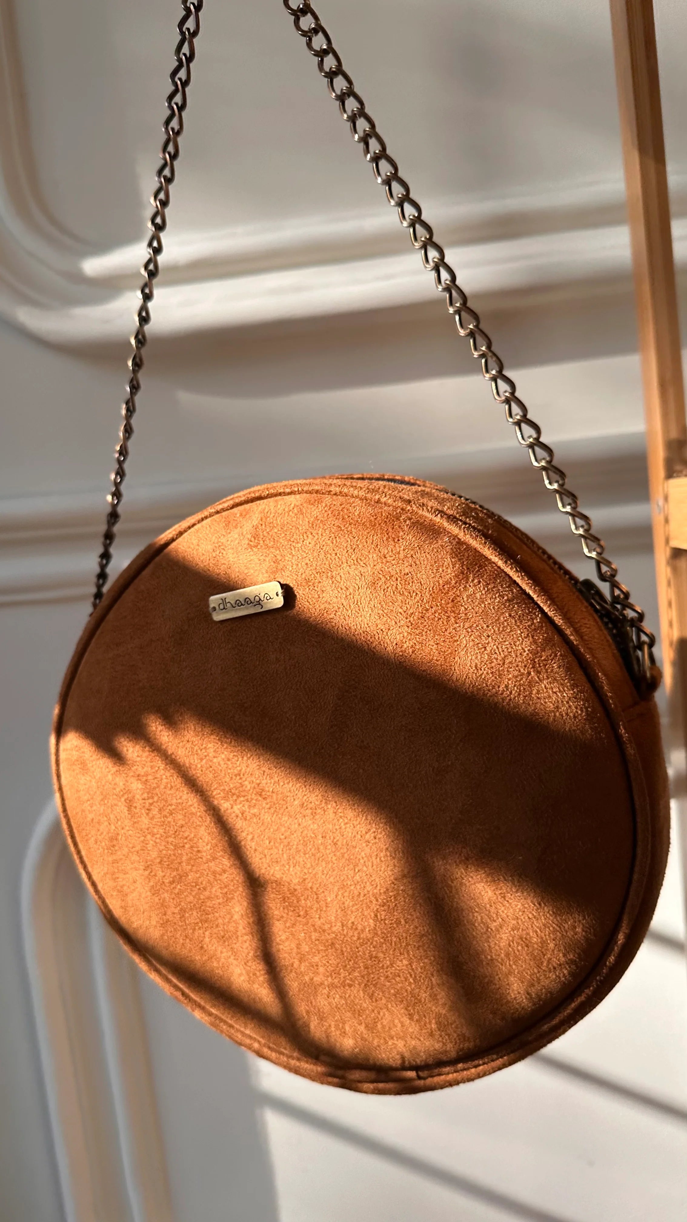 Leafy Tan Round Sling