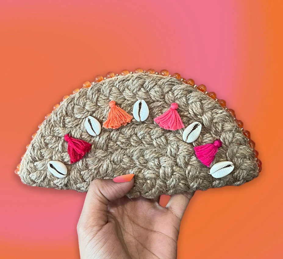 Tassel Shell Mini Moon